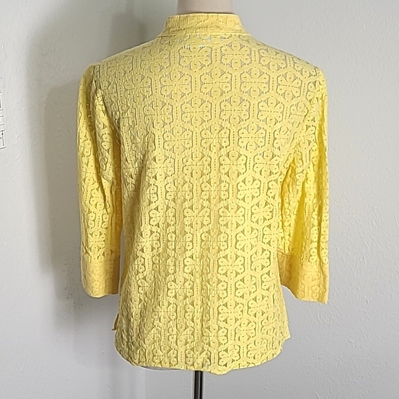 Rebecca Malone Yellow Lace Buttondown Top, Size Medium - Picture 7 of 9